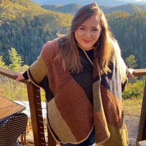 Meet your Posher, Vanessa